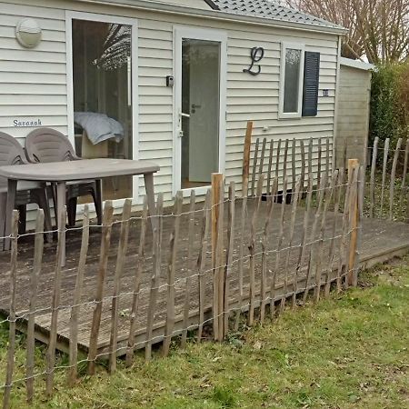 Luxueuze Stacaravan 4Pers Met Terras En Tuintje Bredene Exterior foto