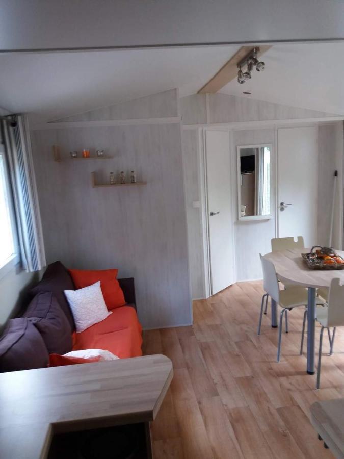 Luxueuze Stacaravan 4Pers Met Terras En Tuintje Bredene Exterior foto